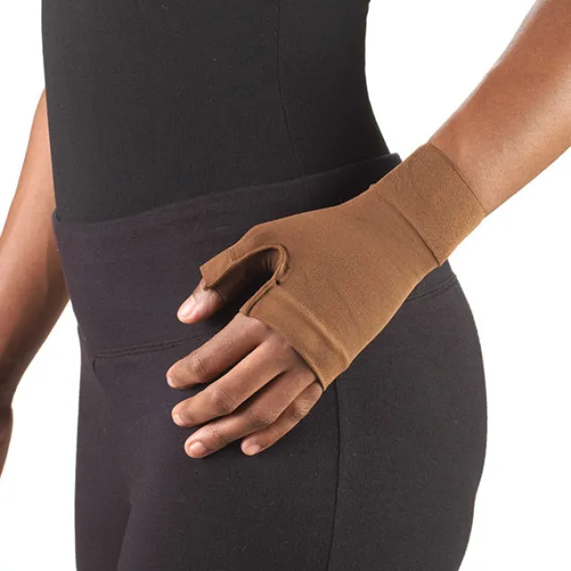 AW 715 Lymphedema Gauntlet 20-30 mmHg (Sale)