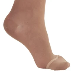 AW 16 Sheer Support Knee Highs 15-20 mmHg