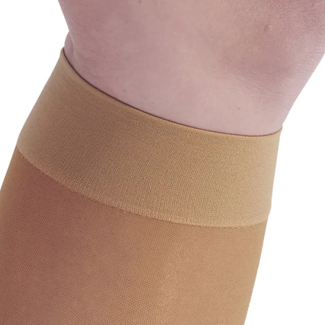 AW 16 Sheer Support Knee Highs 15-20 mmHg