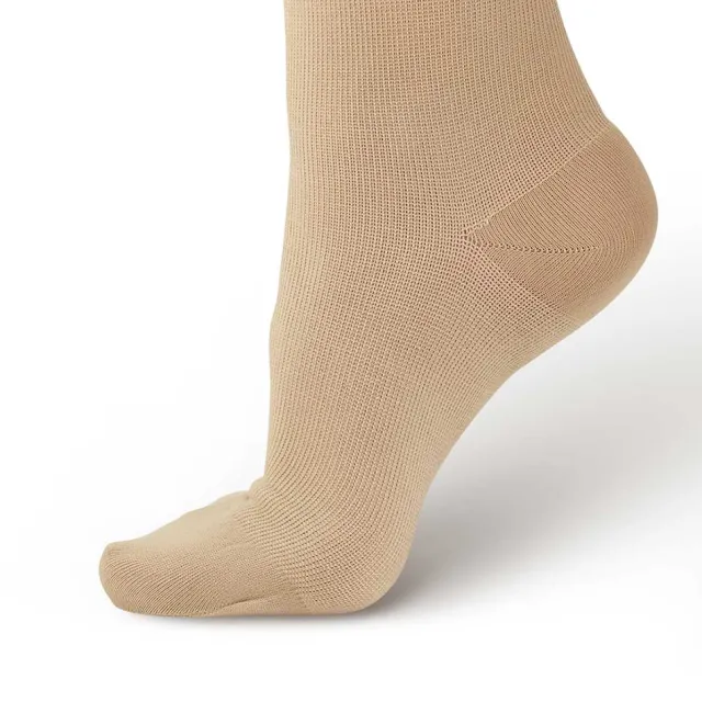 AW 169 Women's Cotton Travel Knee High Socks 15-20 mmHg