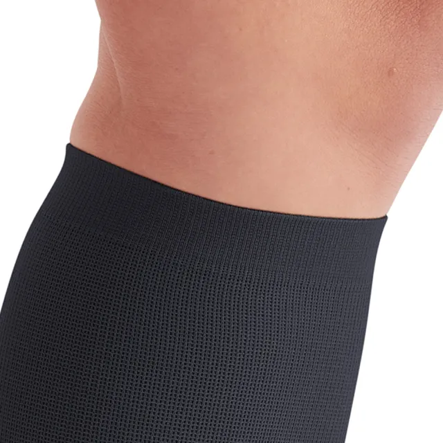 AW 169 Women's Cotton Travel Knee High Socks 15-20 mmHg