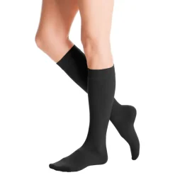 Duomed Advantage Soft Opaque Knee Highs 30-40 mmHg
