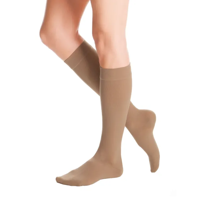 Duomed Advantage Soft Opaque Knee Highs 15-20 mmHg