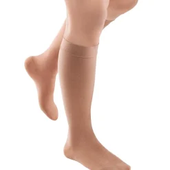 Jobst ACTIVA Opaque Compression Knee High Stockings 15-20 mmHg