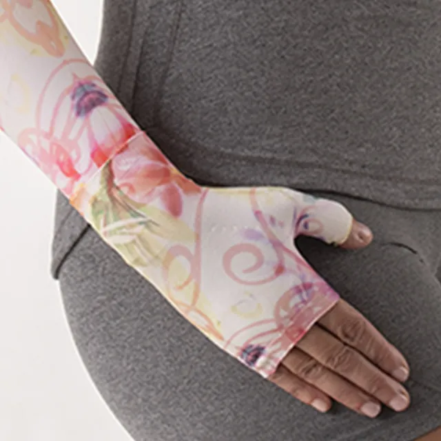 Juzo Soft 2000 Signature Collection Print Gauntlet 15-20 mmHg Left