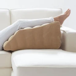 Lounge Doctor Inflatable Travel Leg Rest