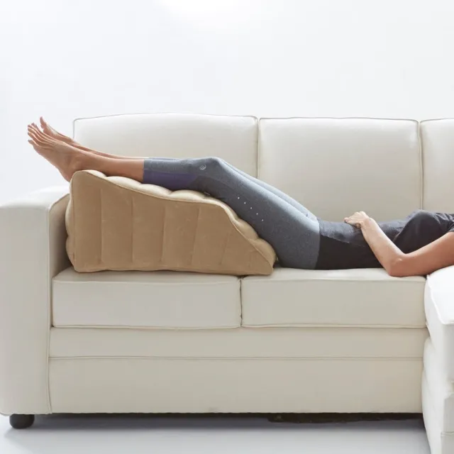 Lounge Doctor Inflatable Travel Leg Rest with Pump