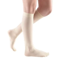 Mediven Sheer & Soft Knee Highs 15-20 mmHg