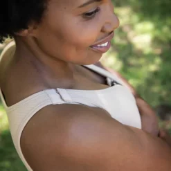 Prairie Wear Hugger Prima Compression Bra
