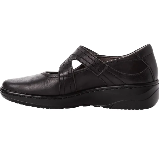 Propet Women's Golda Casual Shoes