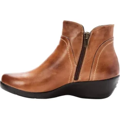 Propet Women's Waverly Boots