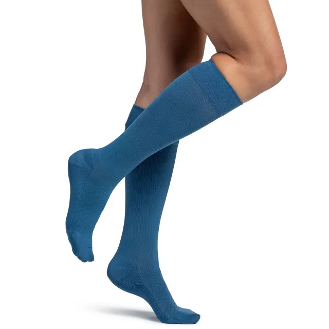 Sigvaris 262 Style Bamboo Knee High 20-30mmHg
