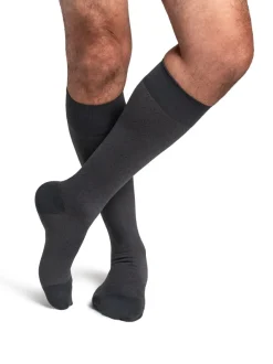Sigvaris Style 832 Microfiber Patterns Men's Socks 20-30 mmHg
